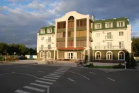 綠寶石飯店 住宿飯店