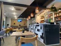 Freezone Inn Hotel
