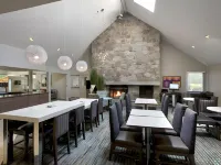 Sonesta ES Suites Providence - Airport Hotels in Warwick