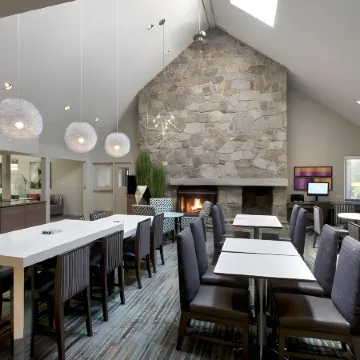 Sonesta ES Suites Providence - Airport