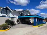 Clarion Pointe - Gym