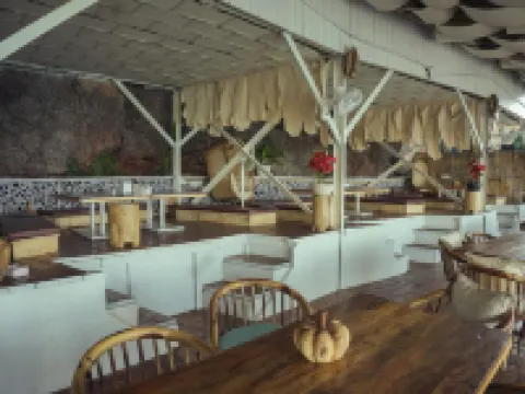 Obrigado by Craftels Hotels in Cola