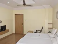 Hotel Sree Vasudev โรงแรมใกล้สถานีวิชัยวาทะ