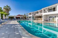Sirocco Hotel - Ocean View