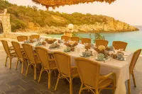 Lalloudes Hotel Mani - sarapan