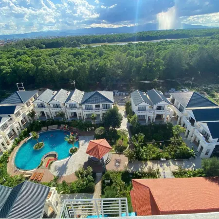Nava Hotel & Resort