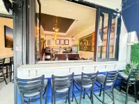 Hometel Suites - Los Angeles (Koreatown) โฮมเทล สวีทส์ - ลอสแอนเจลิส (คอเรียทาวน์) โรงแรมใกล้Wiltern Theatre