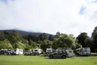 Warburton Holiday Park - parking