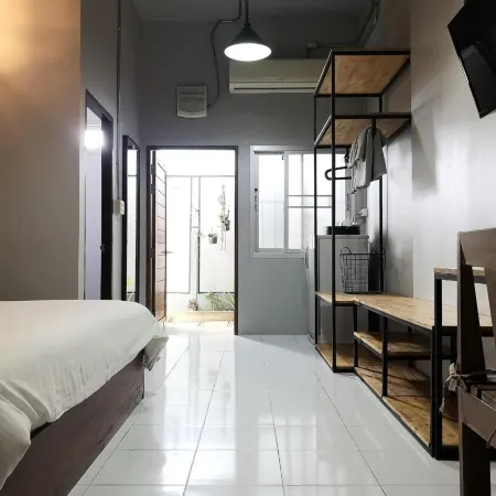 Siri Guesthouse @ Surat Thani