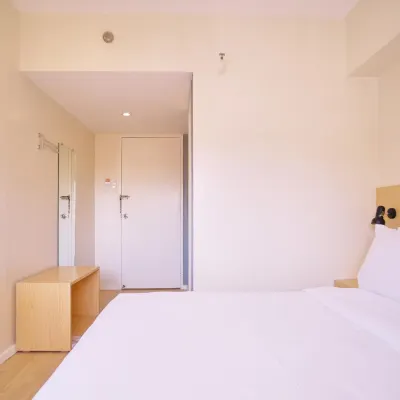 Bridge Hotel Express Hoteles cerca de Plaza Divisoria