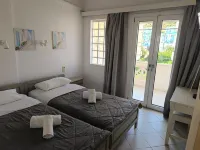 Renia Studios - Pool & Beach in 150m - Agia Pelagia - Apartments