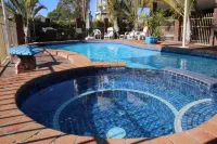 Macintyre Motor Inn - Pools