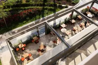 Metaxa Hotel - Urban Boutique Living - parking