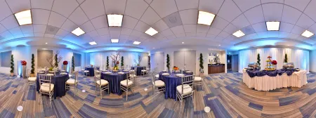 Holiday Inn Express & Suites Loma Linda- San Bernardino S