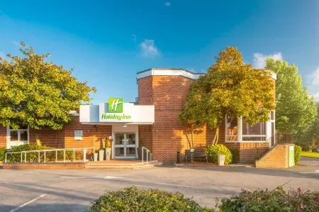 Holiday Inn Basingstoke Отели в г. Олд Бейсинг энд Личпит