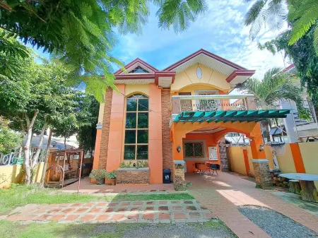The River House - Loft Unit - Vigan