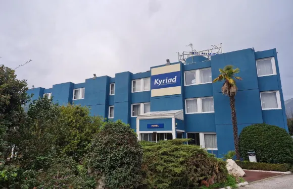 耶爾拉加德基里亞德土倫酒店