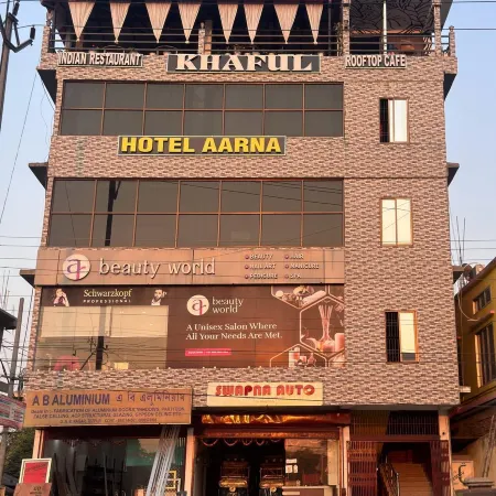Hotel Aarna
