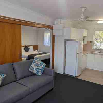 Haven Waters Motel & Apartments Rooms