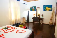 Coconut Grove Regency Hotel - spa