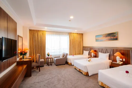 Muong Thanh Grand Phuong Dong - piscine