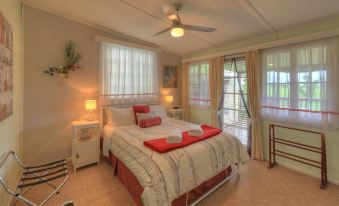 Andavine House - Bed & Breakfast - Housity