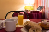 Hôtel Jaurès - servizio colazione