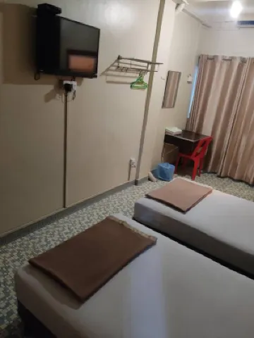 克馬曼濱海酒店 鄰近Dataran Kuala Kemaman的酒店