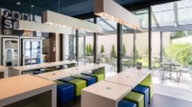 宜必思快捷馬德里中心拉瓦皮耶斯飯店