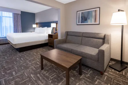 Wingate by Wyndham Vineland/Millville Отели рядом с достопримечательностью «The Landis Theater»