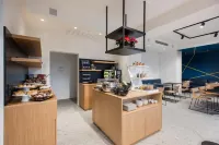 Hoody Active & Happiness Hotel - servizio colazione