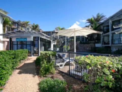 The Beach Retreat Coolum Hotels in Coolum Beach