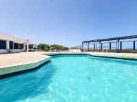 UMH Tarik Hotel - Beach