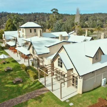 Seahorse Inn Hotel & Villas