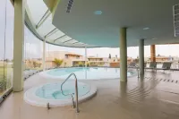 White Shell Beach Villas - spa