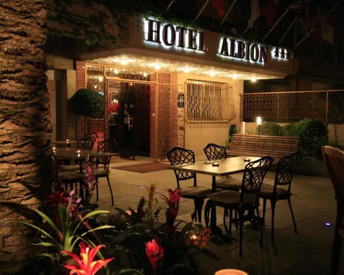 Hôtel Albion Hôtels à : Ajaccio
