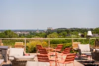 Hôtel Les Terrasses de Saumur - Parking