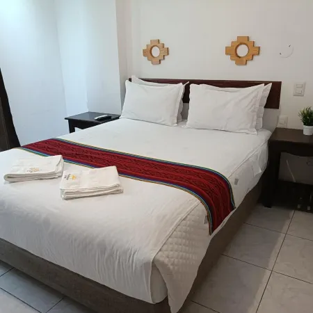 Pakarina Hotel