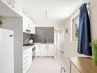 Central Glebe Room – Walk to Sydney University & Dining Hotels in Glebe