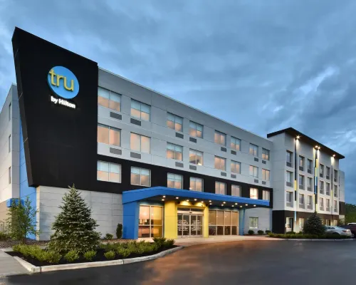Tru by Hilton Beckley Hotels in Beckley
