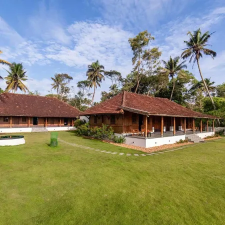 Deshadan's Tarangi Beach Villas,Marari
