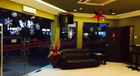 Admiral Hotel