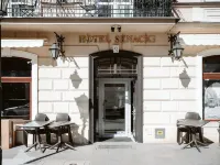 Hotel Senacki Hotels near Centrum