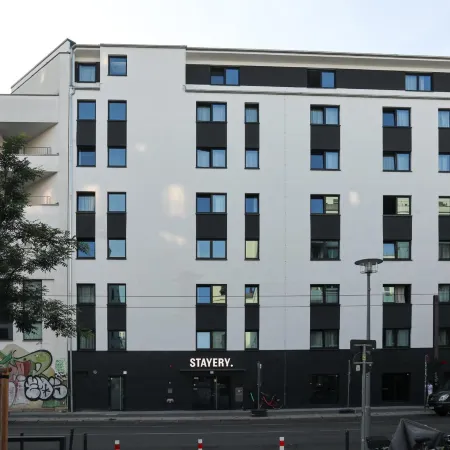 Stayery Berlin Friedrichshain Отели рядом с достопримечательностью «Станция метро Samariterstraße»