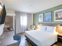 Transamerica Executive Nova Paulista Hotels near Independence Monument