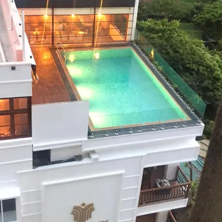 Lavinia Bay Beach Hotel