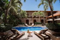 Hotel Plaza Colon - Granada Nicaragua - ที่มีสระว่ายน้ำ