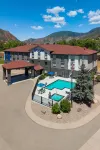 Holiday Inn Express GLENWOOD SPRINGS (ASPEN AREA) by IHG - parking