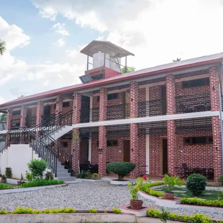 Hotel Elephant Camp