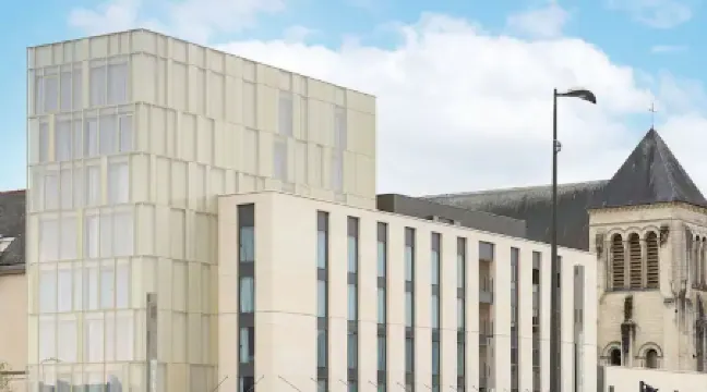 Hampton by Hilton Tours Centre